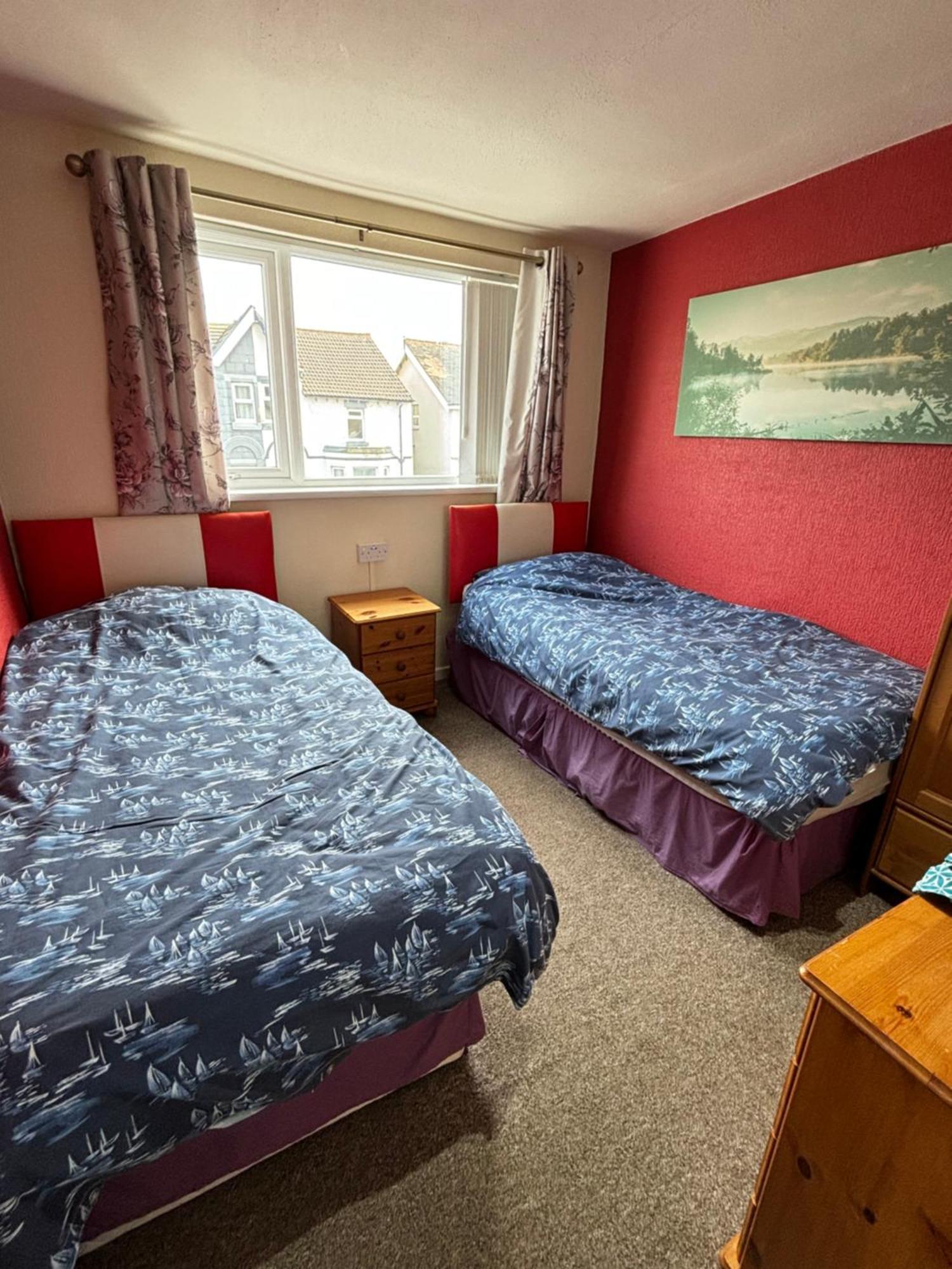 Lindisfarne Holiday Apartments - Families & Couples Only Blackpool Exterior foto